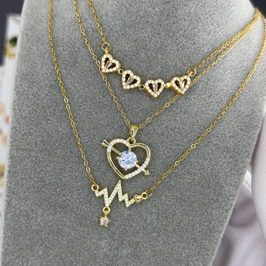Verguld hartjesketting met pijl & zirkonia – Waterbestendig, Hypoallergeen, Edelstaal – 40,5+5,5 cm