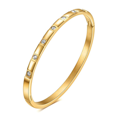 Elegante roestvrijstalen armband met 18K goudcoating & zirkonia – Waterdicht & Hypoallergeen, 6 cm doorsnede